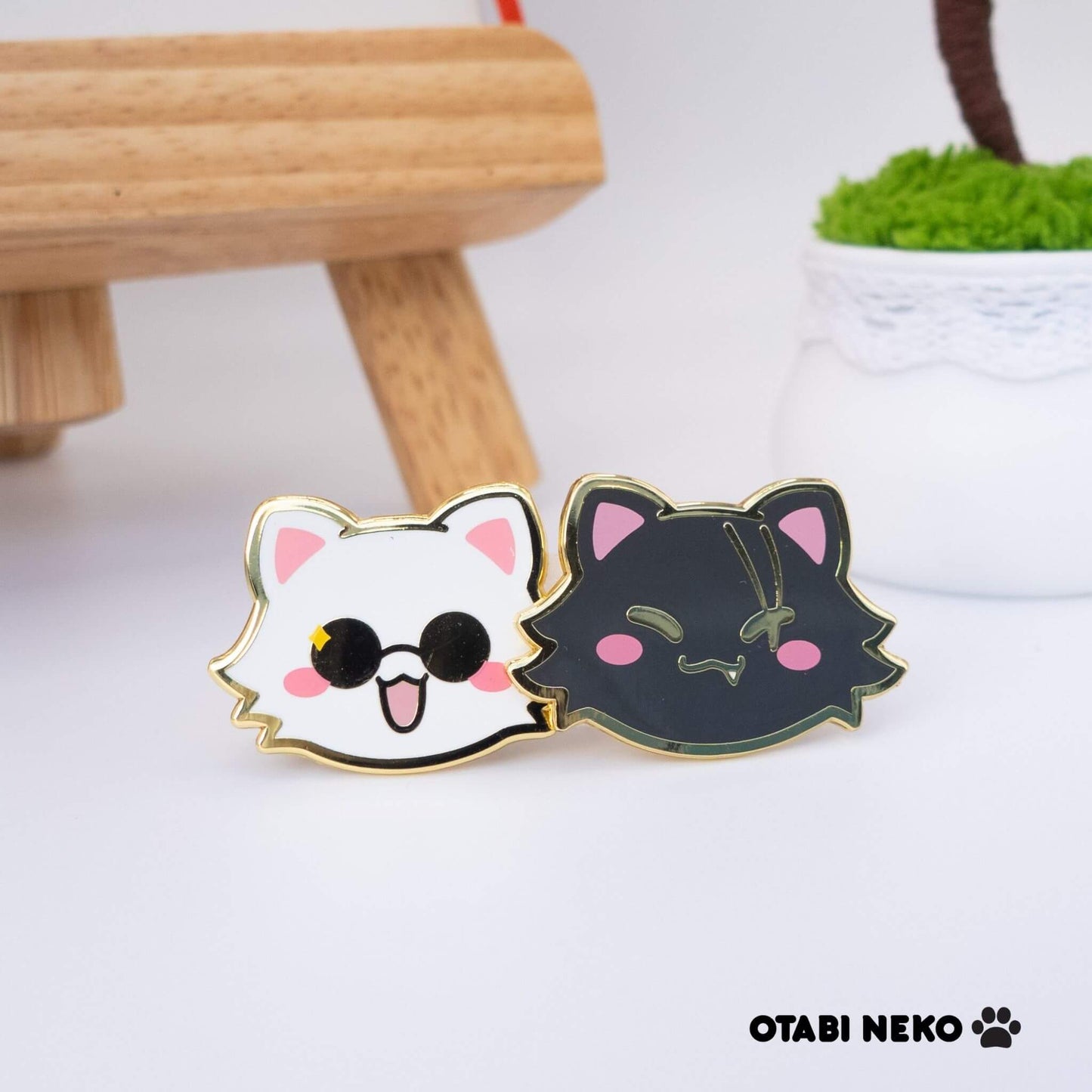 Best Friends Cat Pin